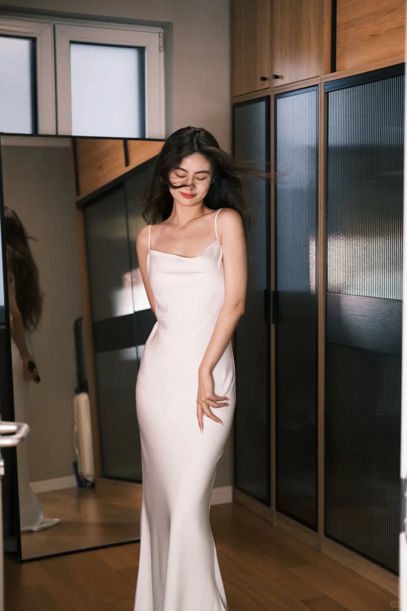 đầm đi đám cưới