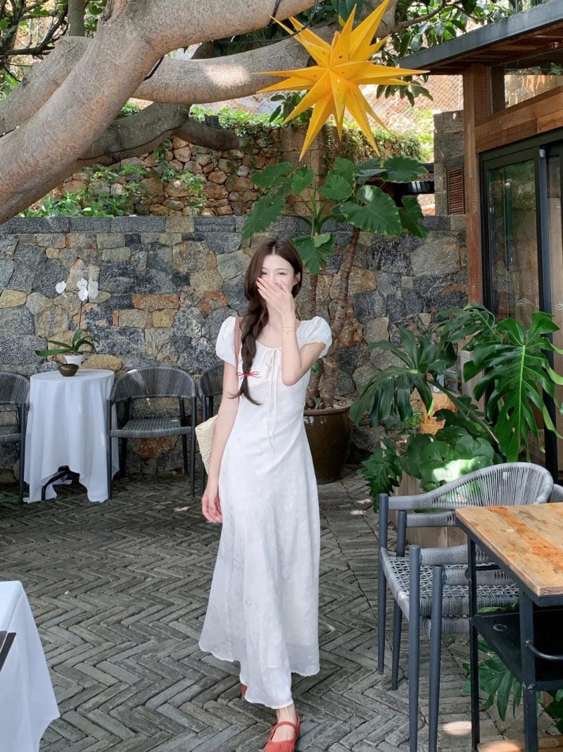 đầm đi đám cưới