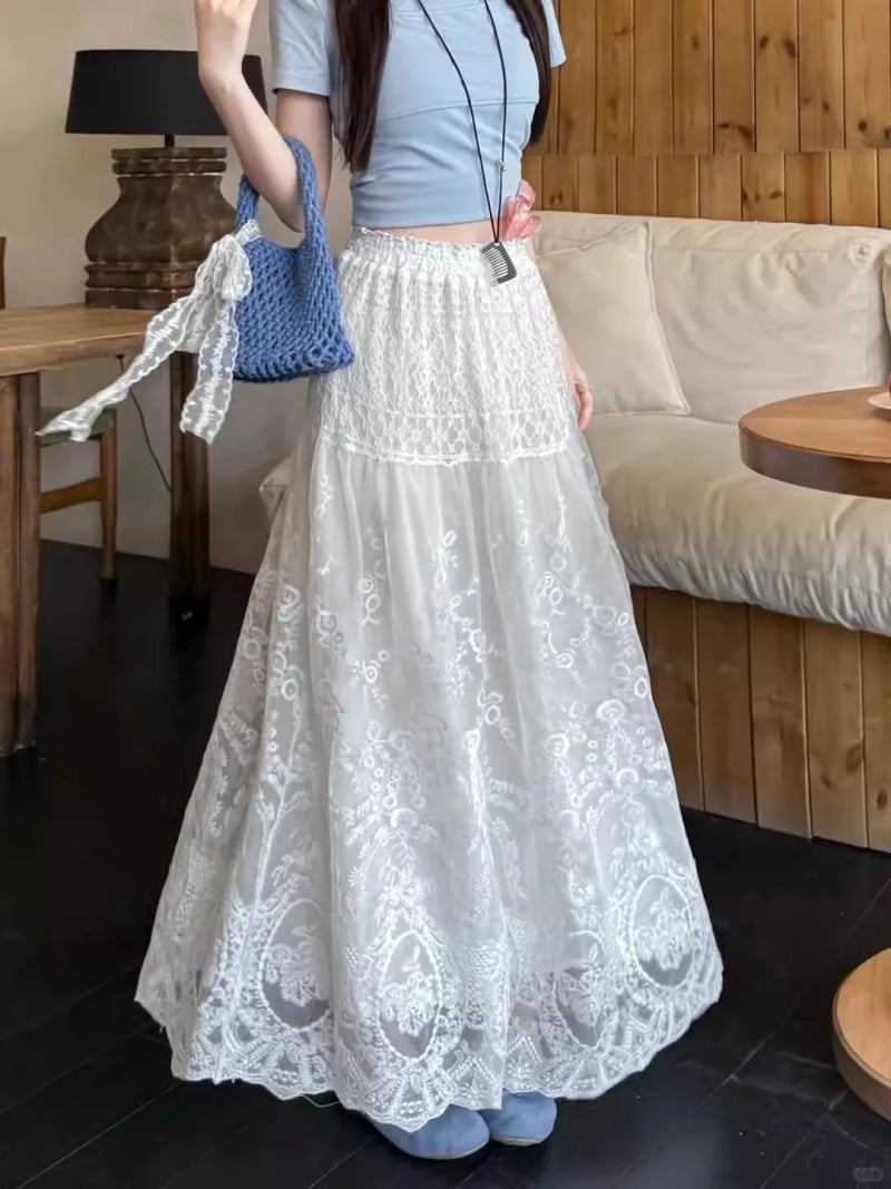 đầm ren trắng