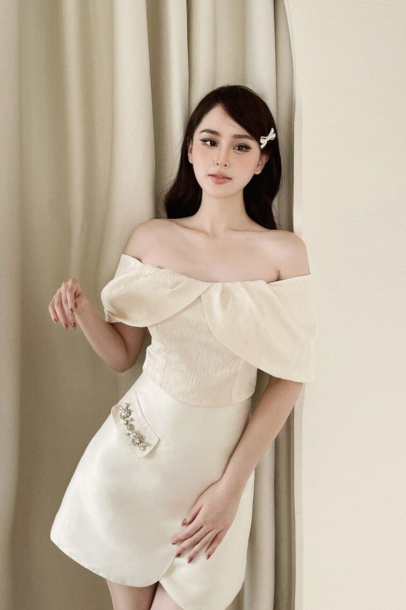 Chân Váy A Phồng vải tafta túi cơi chéo Chân Váy A Vải Tafta Phong Cách Hàn  Quốc Trẻ Trung Mặc Đi Chơi, Du Lịchm615 | Lazada.vn