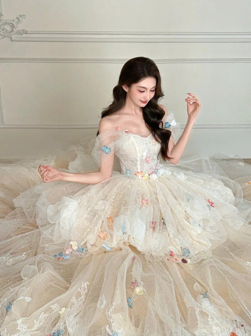 Đầm cúp xòe công chúa