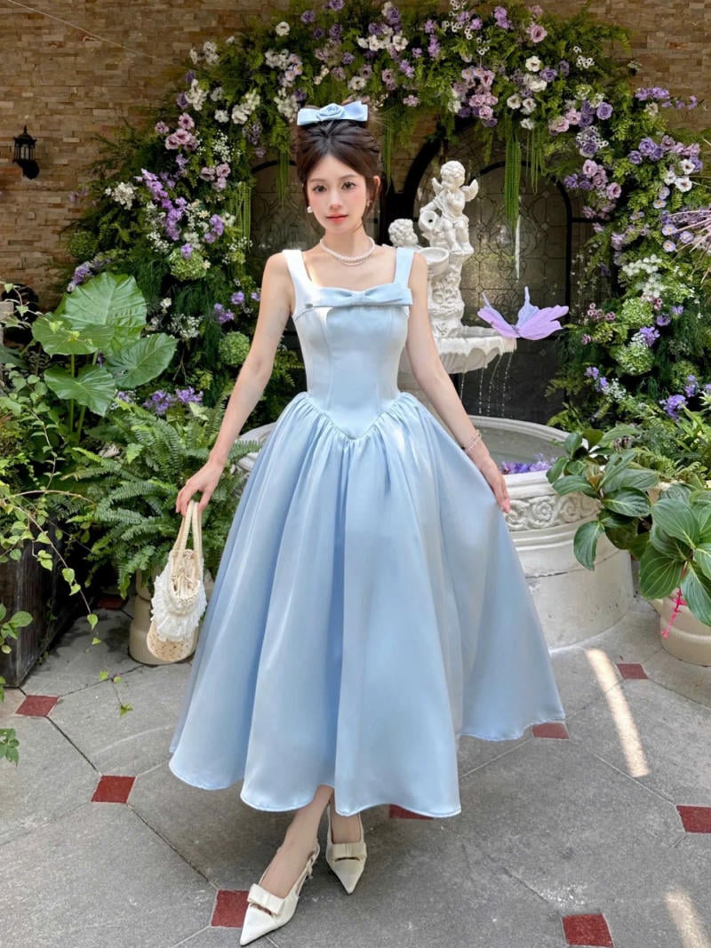 Đầm xòe công chúa vải satin