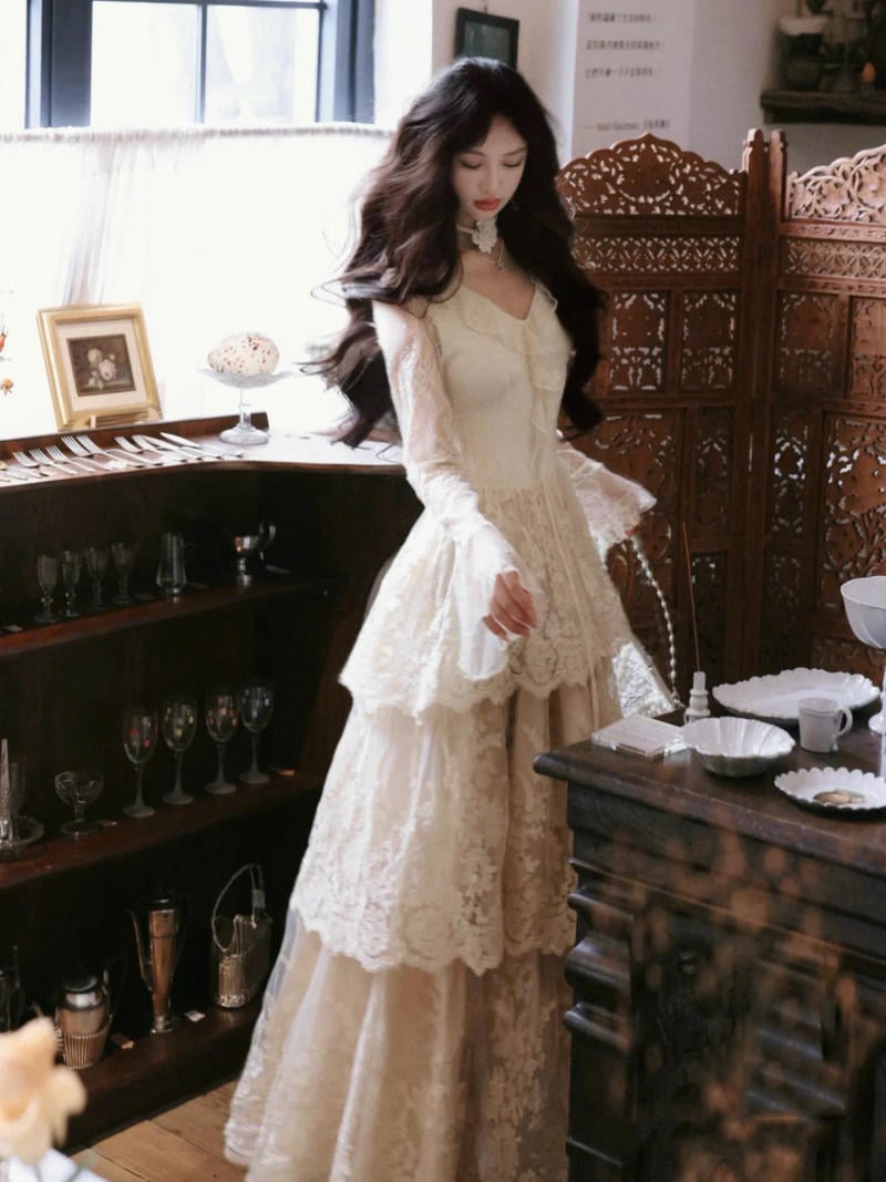 Đầm xòe công chúa tay dài