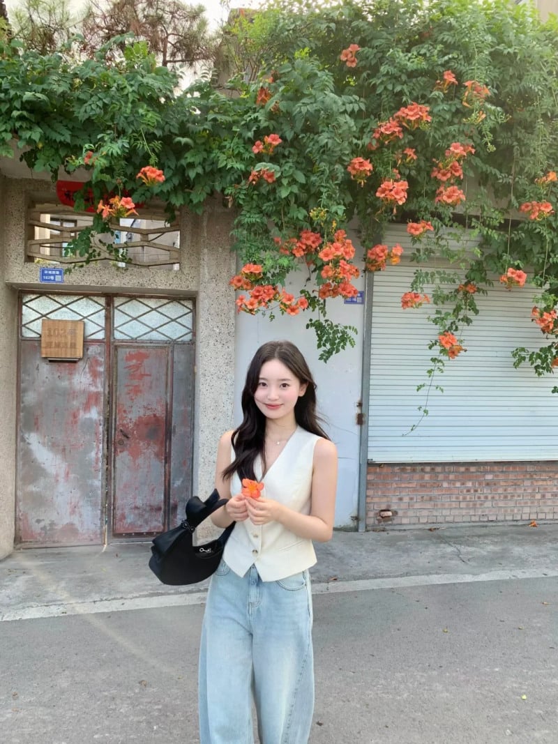 tạo dáng chụp ảnh một mình