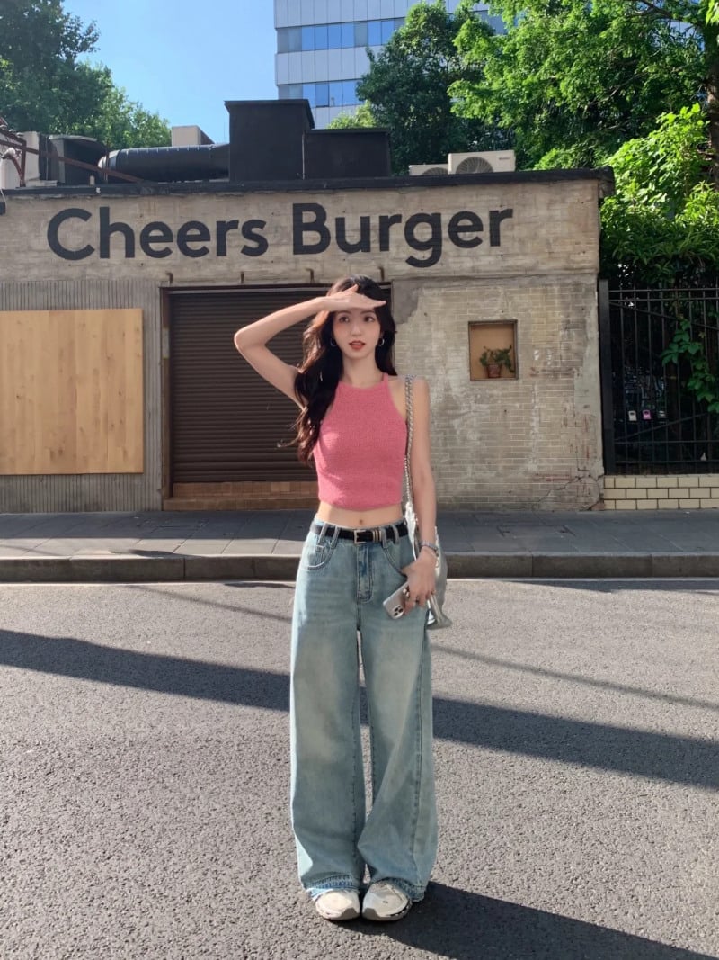 tạo dáng chụp ảnh một mình