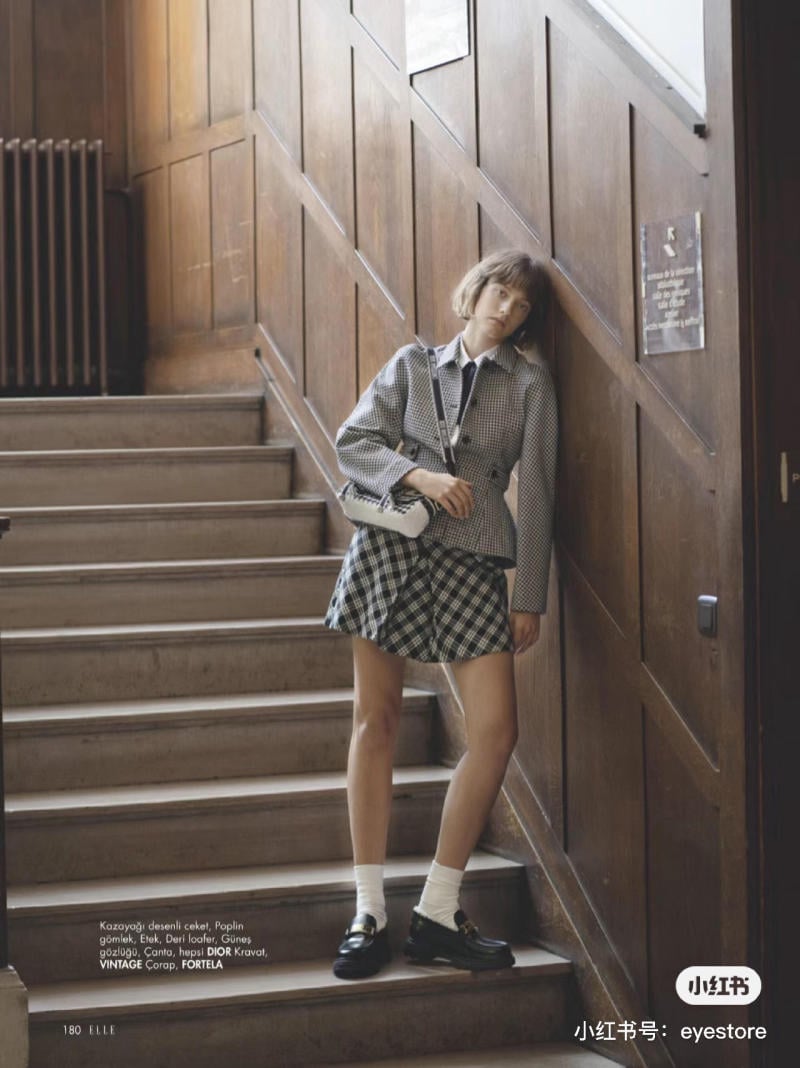 dark academia fashion