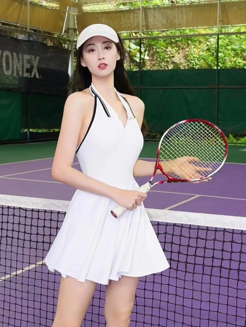 cách phối đồ với chân váy tennis