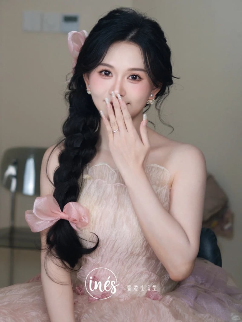 những kiểu tóc đẹp đi đám cưới