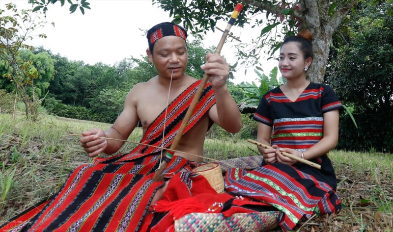 trang phục dân tộc Việt Nam