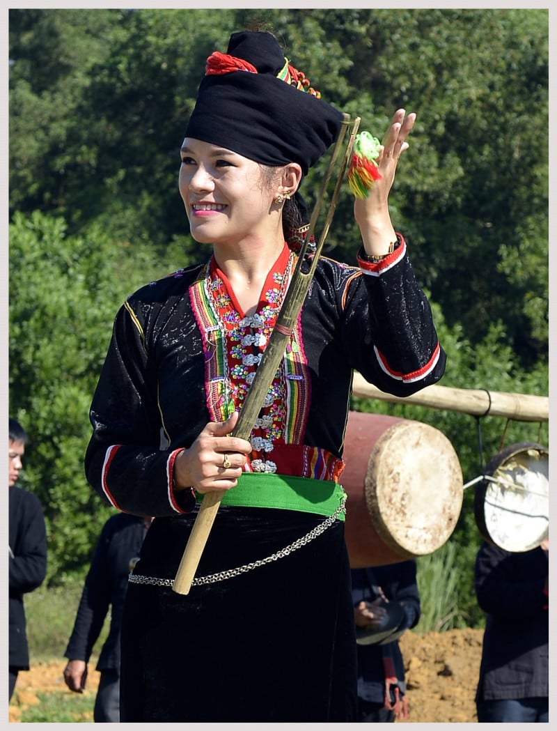 trang phục dân tộc Việt Nam