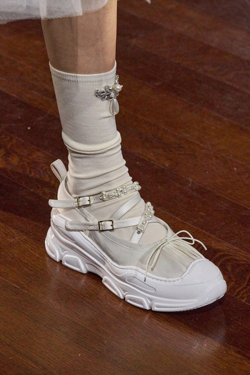 Outfits Phối Cùng Giày Thể Thao Ballet Sneaker