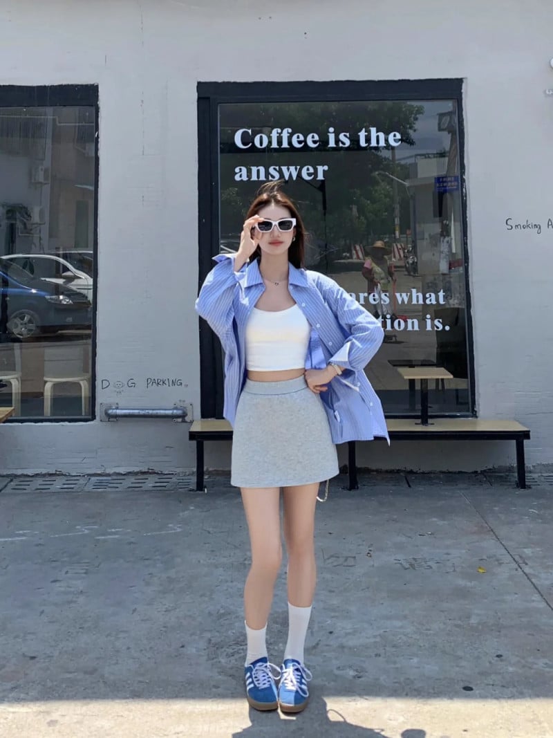 phối đồ với chân váy ngắn