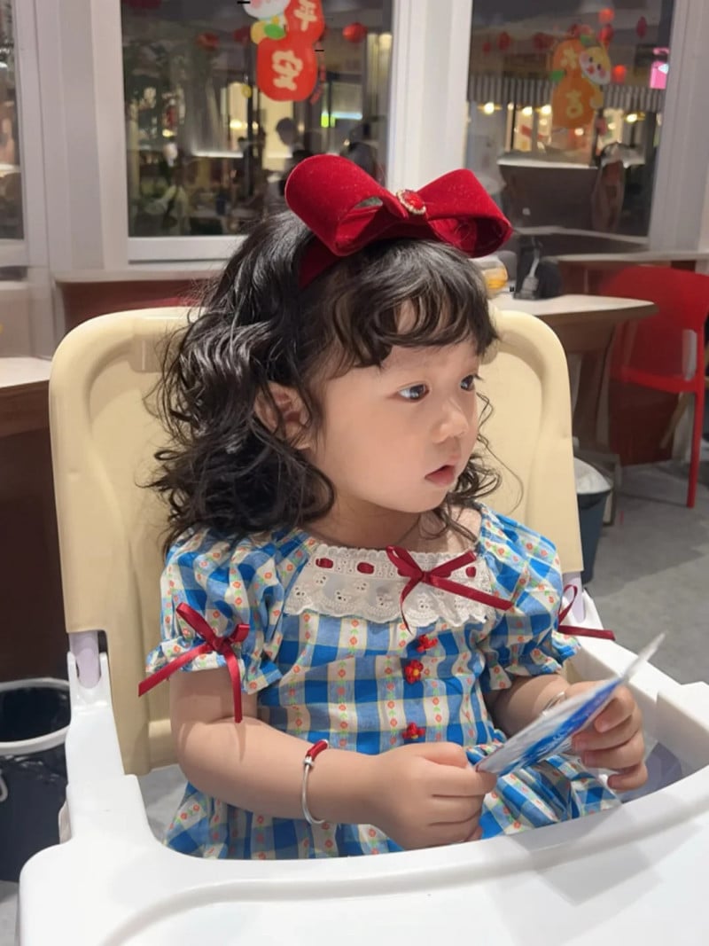 kiểu tóc cho bé gái