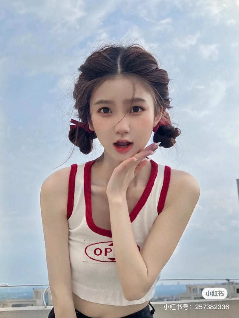 kiểu tóc đi biển đẹp cho nữ