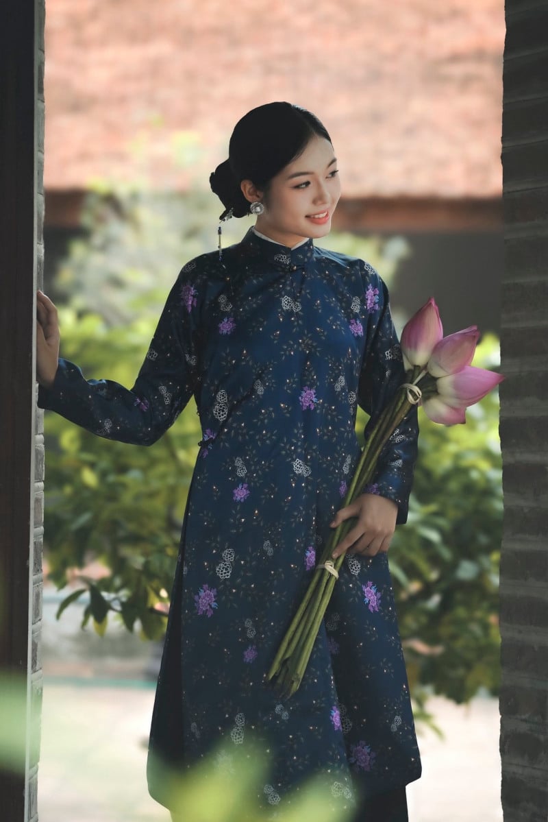 kiểu tóc mặc áo dài