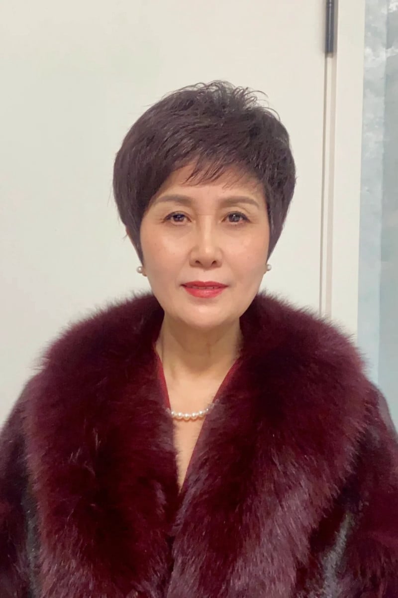 kiểu tóc tém trung niên