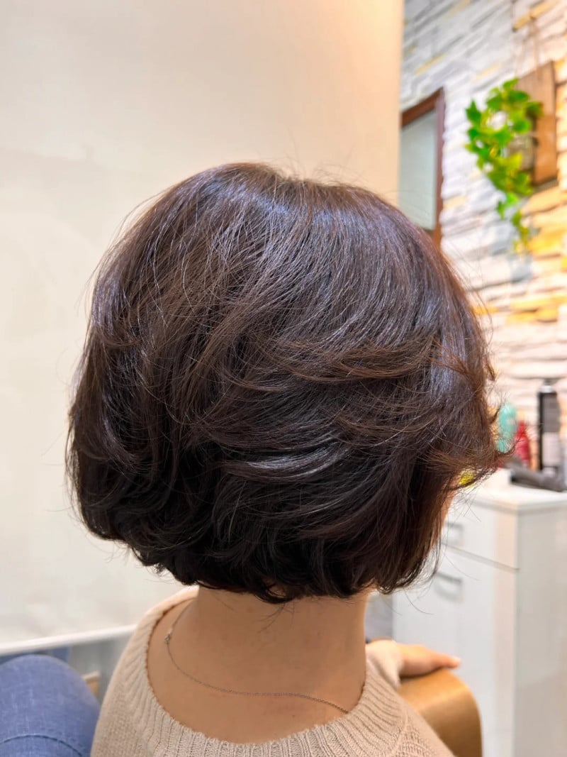 kiểu tóc tém cho tuổi trung niên