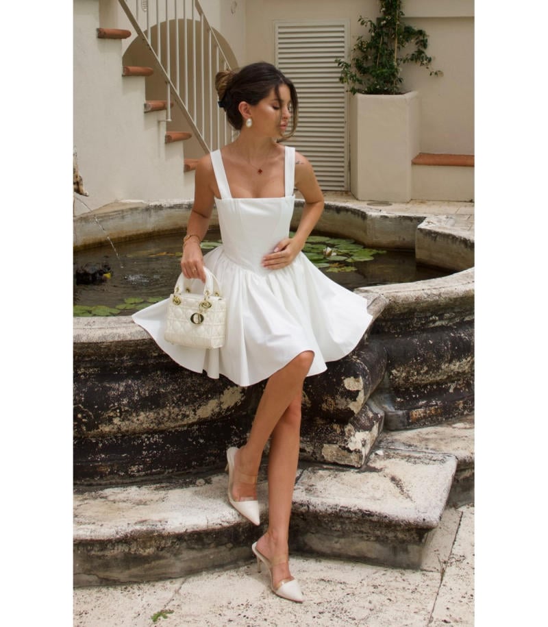 Bí quyết phối đồ phong cách La Dolce Vita cho quý cô hiện đại