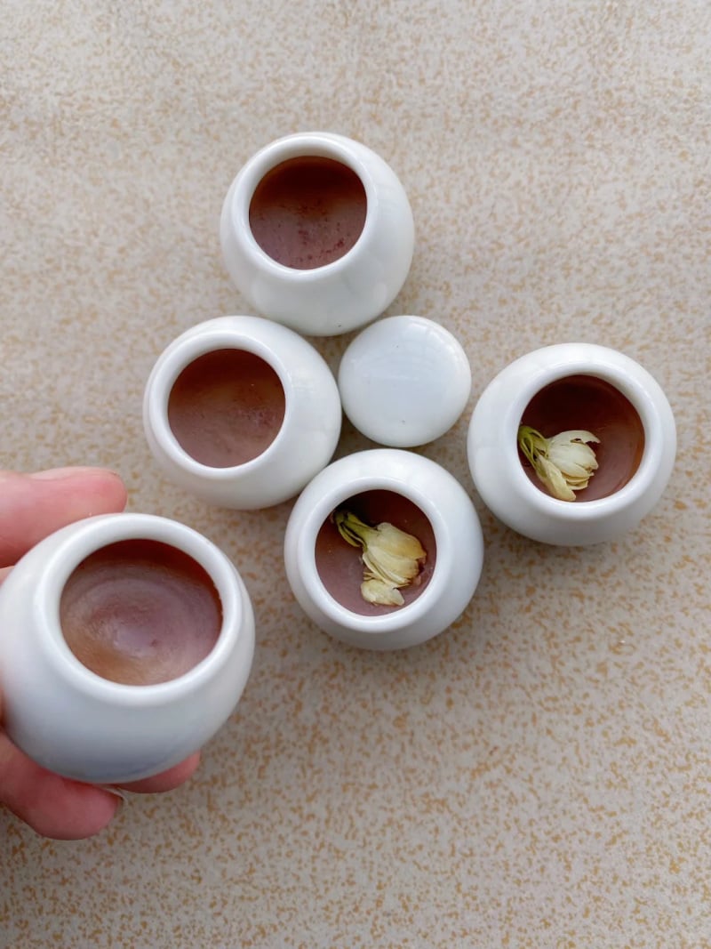 cách làm son dưỡng môi có màu