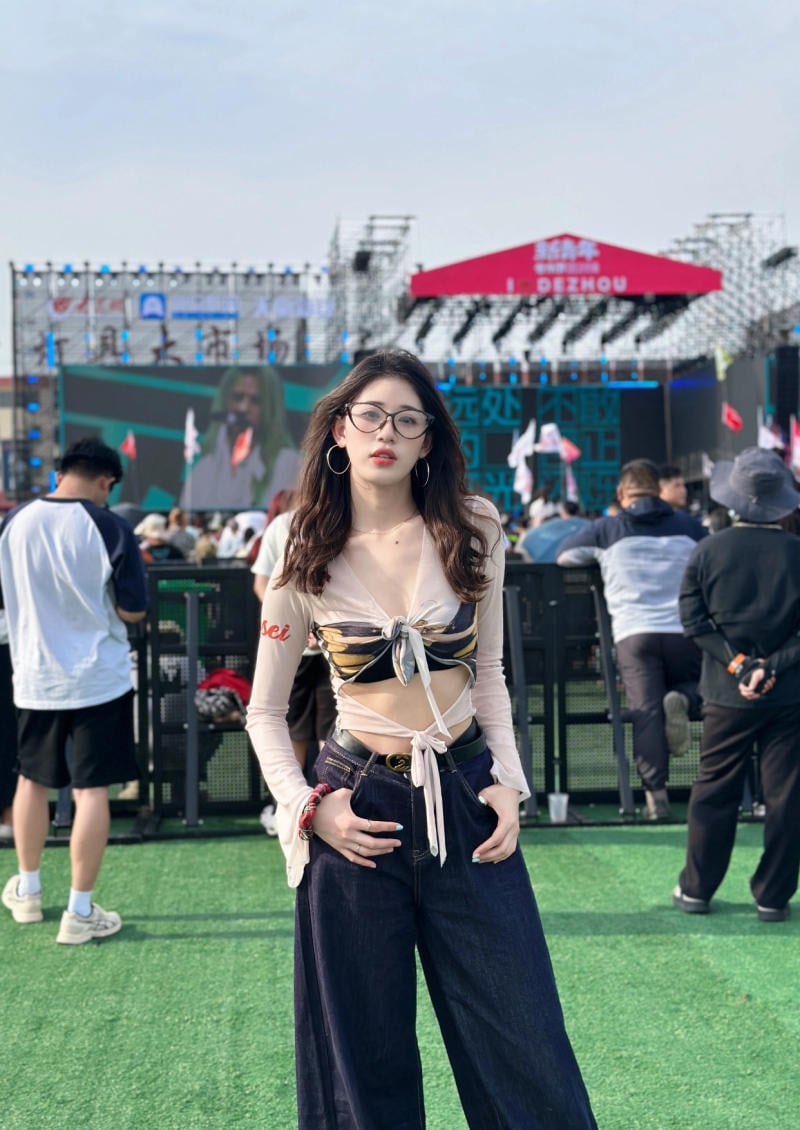 Đi concert Anh Trai say hi mặc gì đẹp