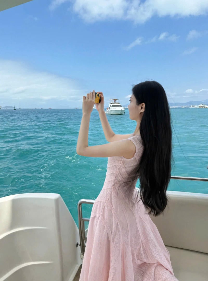 cách tạo dáng chụp ảnh khi đi du thuyền