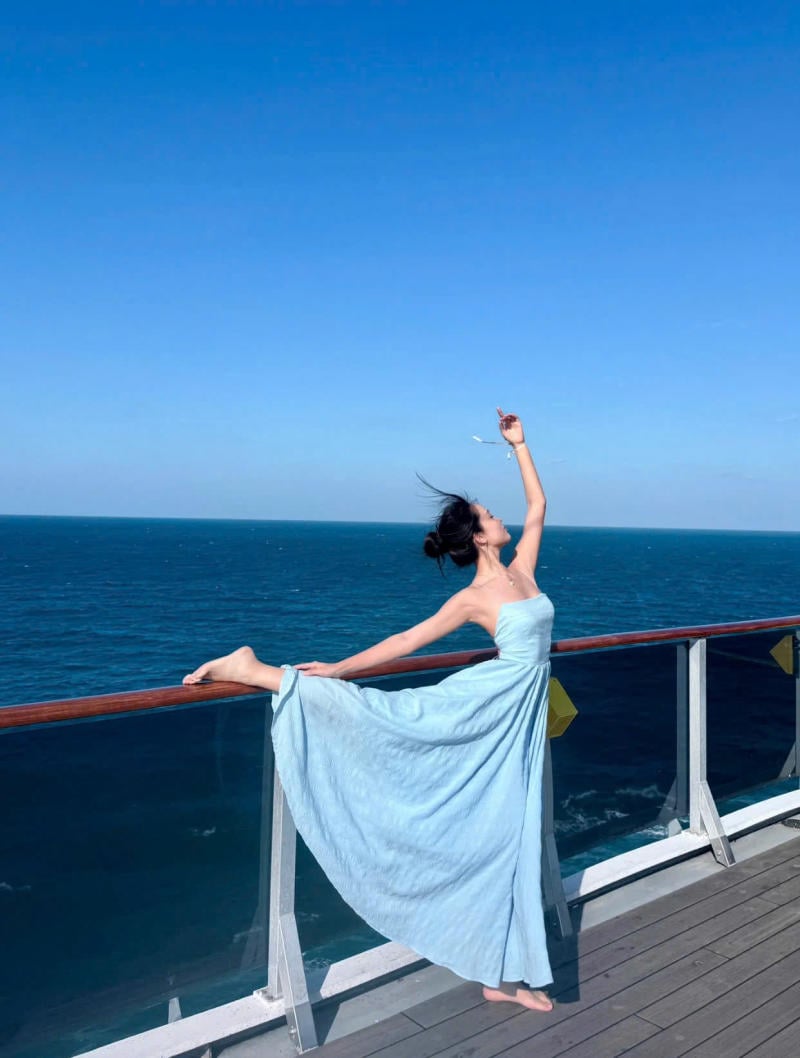 cách tạo dáng chụp ảnh khi đi du thuyền