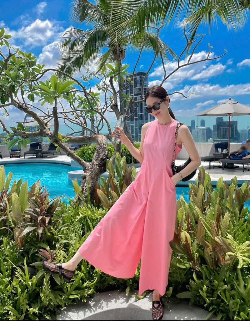 Mặc Jumpsuit Đi Giày Gì Đẹp