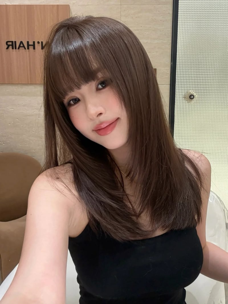 mặt tròn để tóc gì