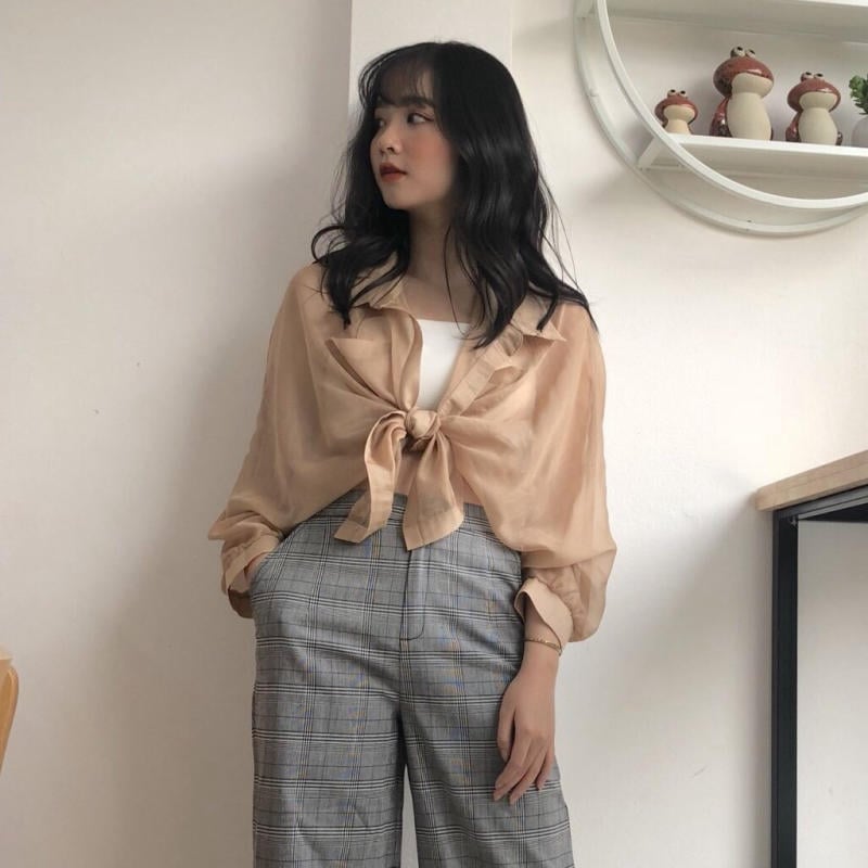 mẫu áo sơ mi buộc vạt đẹp