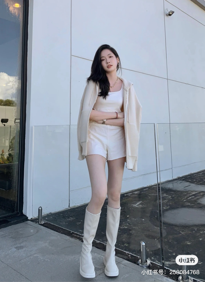 màu trắng ngà phối với màu gì