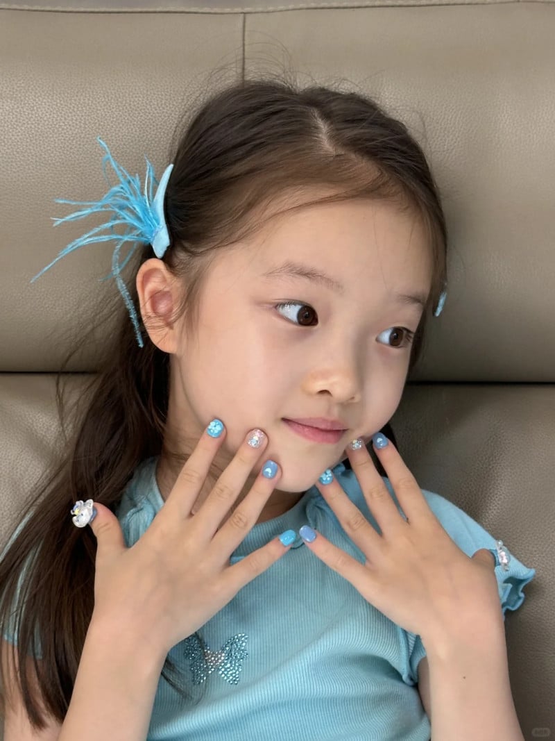 mẫu nail cho bé gái