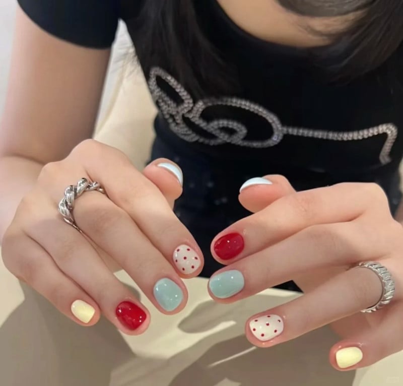 mẫu nail cho bé gái