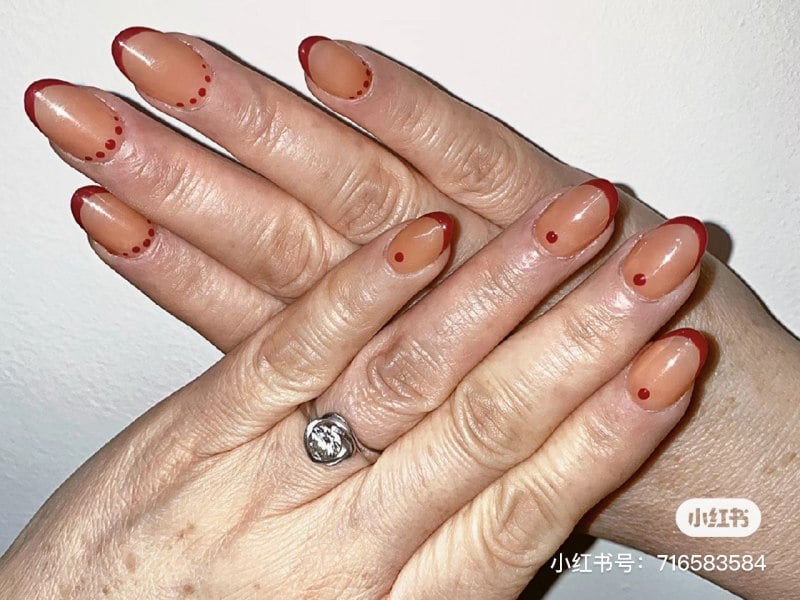 Những mẫu nail trung niên mang màu sắc trầm ấm dành cho quý cô ngoài 50 |  Làm được rồi, Móng tay, Trung niên