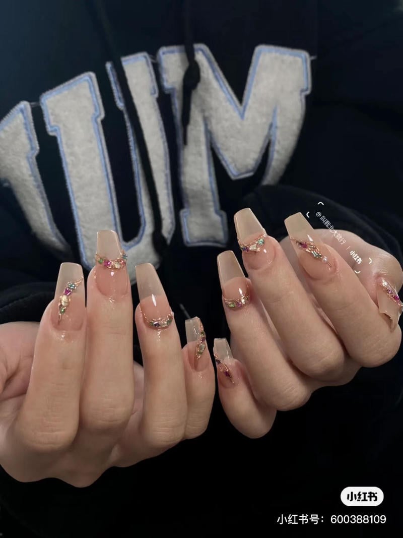 Design mẫu nail đính charm đá sang chảnh #mau #nail #Nails #juna #nghithao  #naildesign #nailsangchanh | Instagram