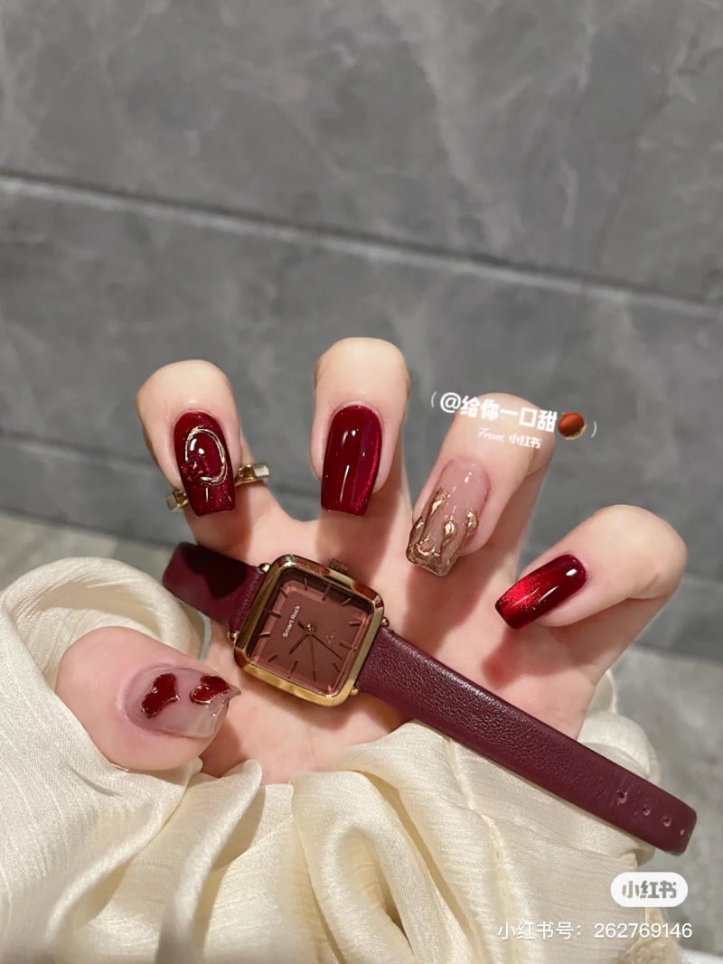 Gợi ý những mẫu nail đẹp màu đỏ đầy sang trọng và cuốn hút mà nàng không  nên bỏ lỡ