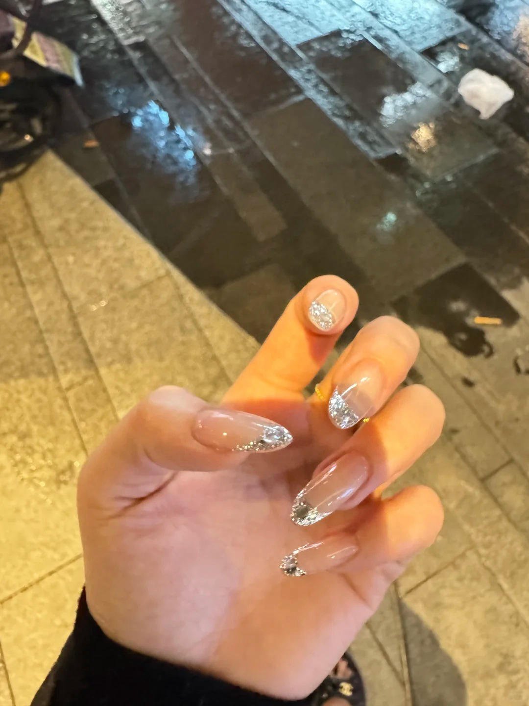 mẫu nail kim tuyến