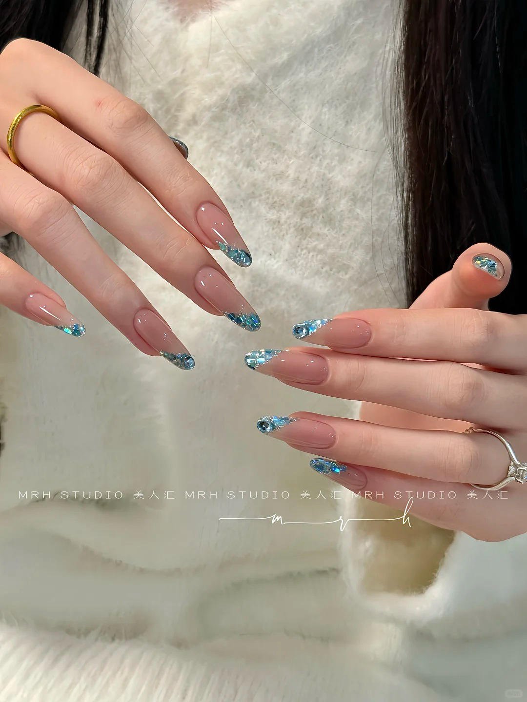 mẫu nail kim tuyến