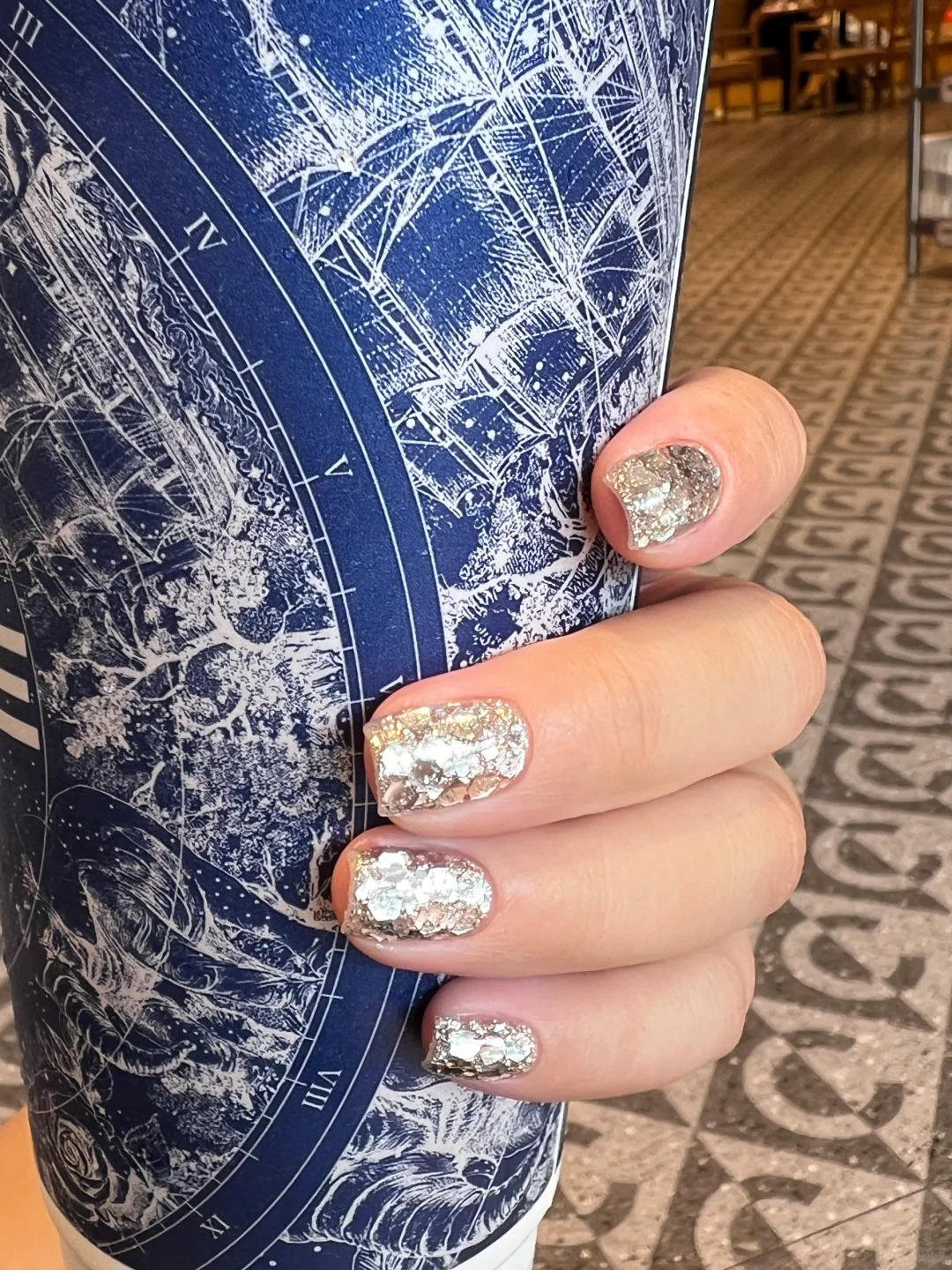 mẫu nail kim tuyến