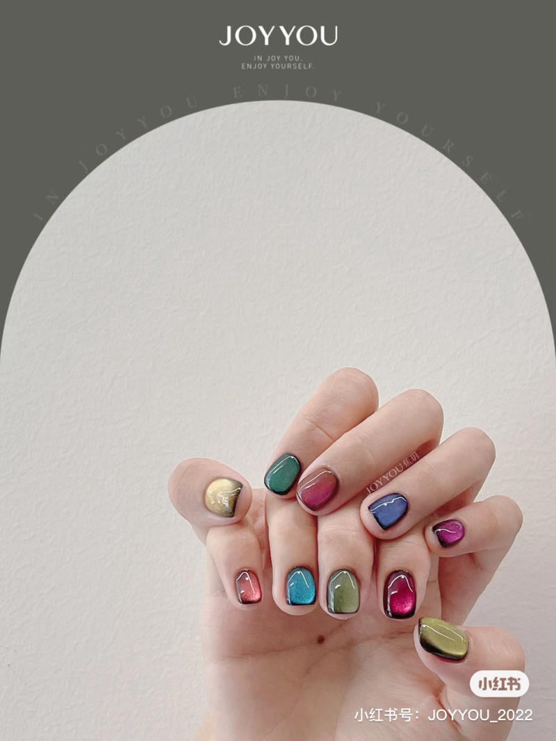 Nail mắt mèo cầu vồng