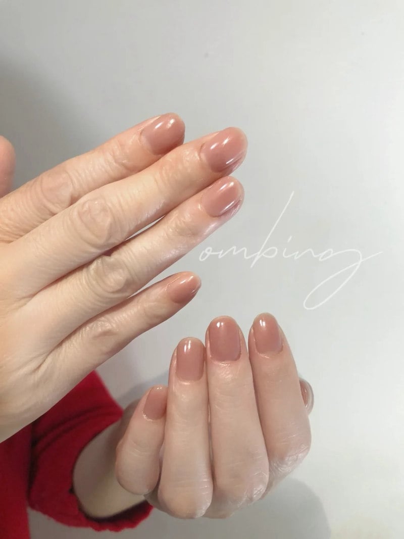 nail màu nude