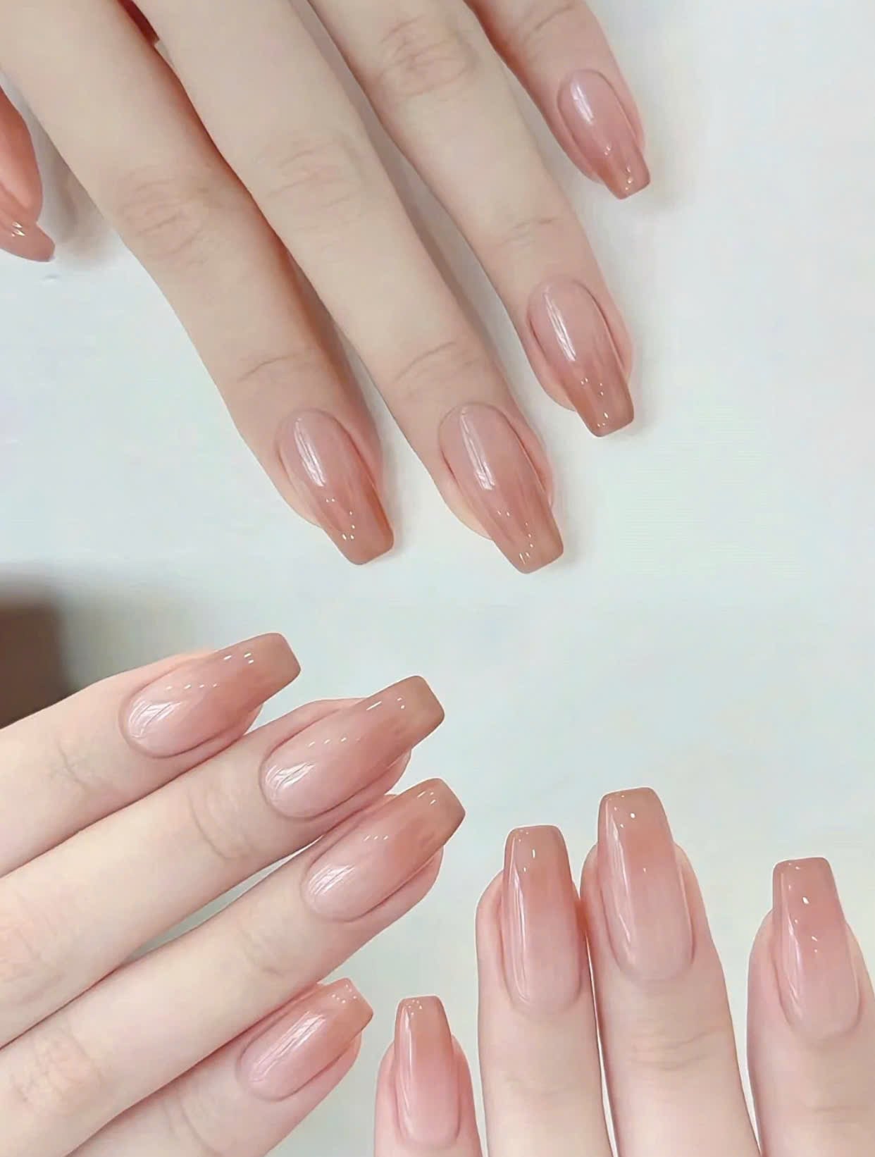 Nail màu nude ombre