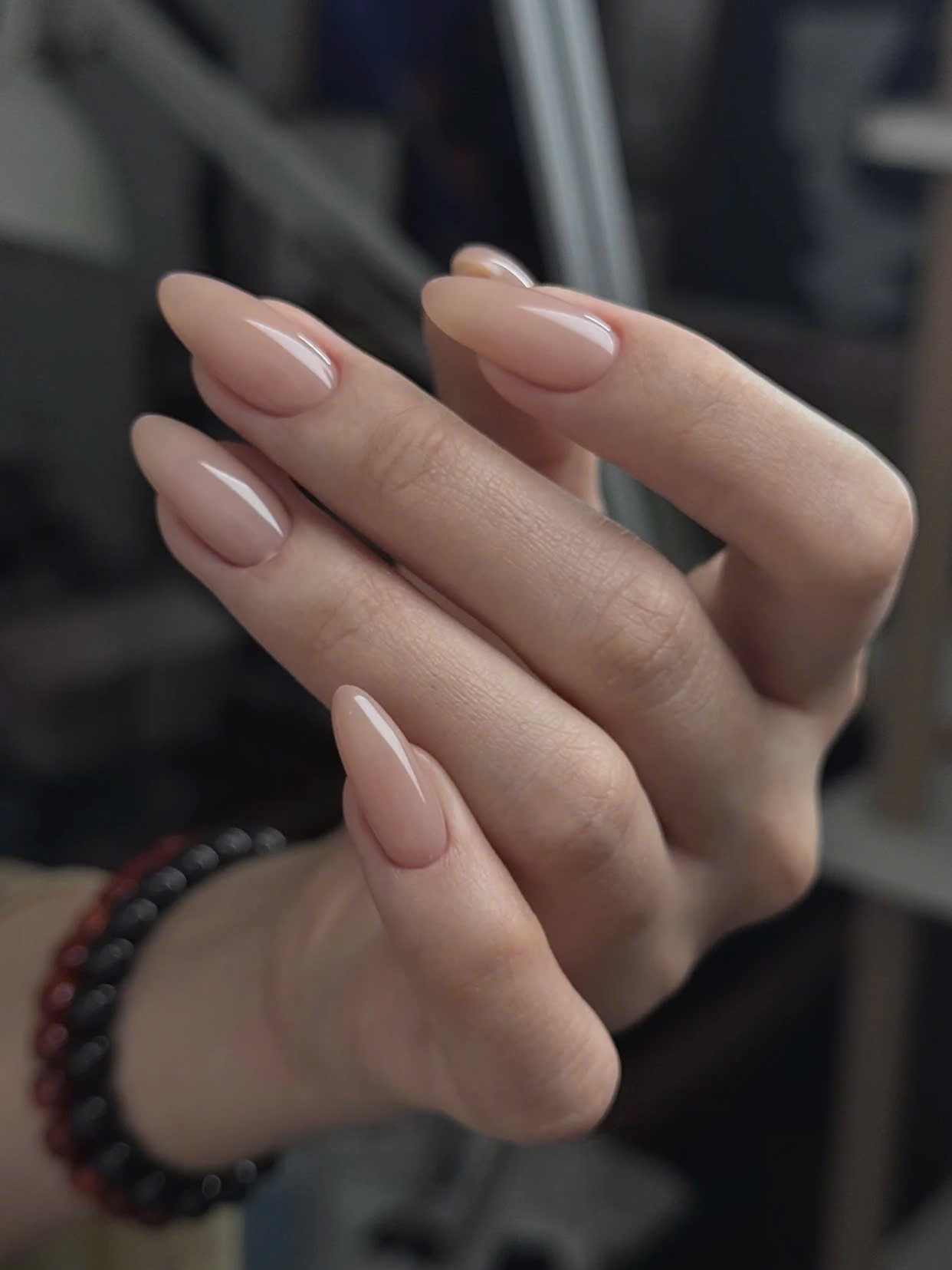 Nail màu nude trơn