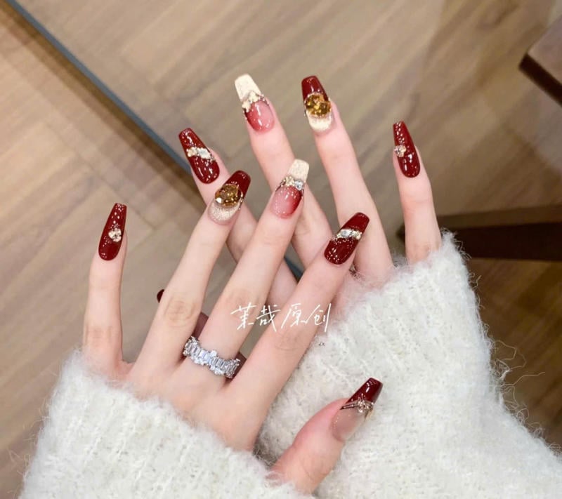 Nail đỏ sang chảnh