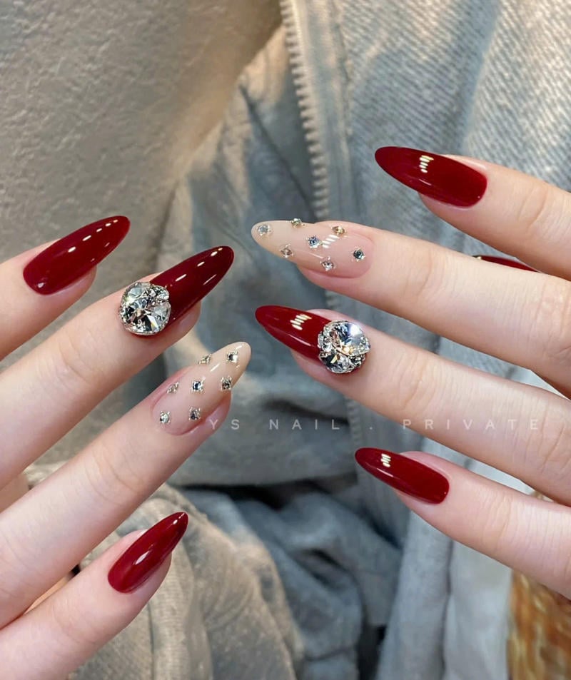Nail đỏ sang chảnh