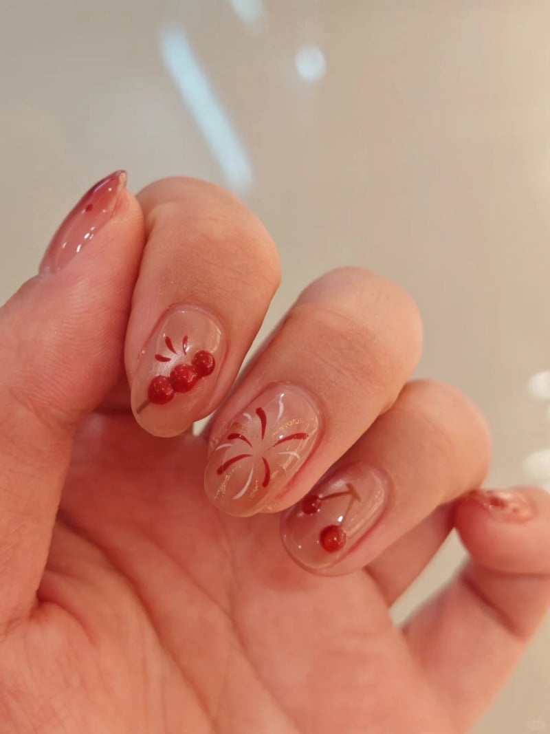 Móng tay đẹp vẽ hoa mai vàng đón Tết