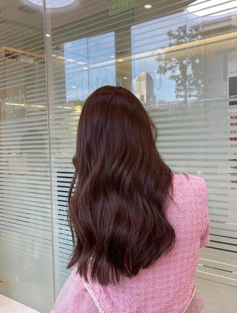 nhuộm tóc màu nâu socola