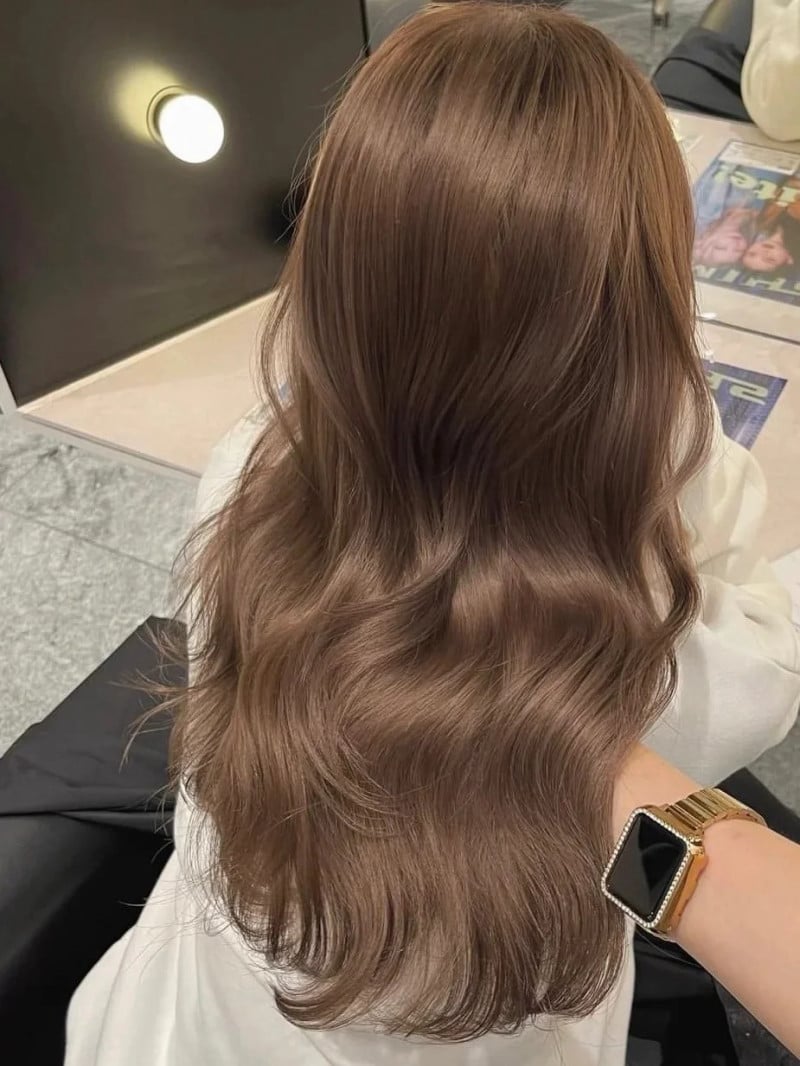 nhuộm tóc màu nâu trà sữa