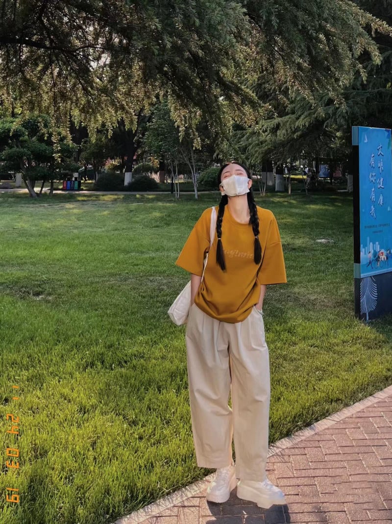 Màu vàng bò kết hợp với màu nâu be