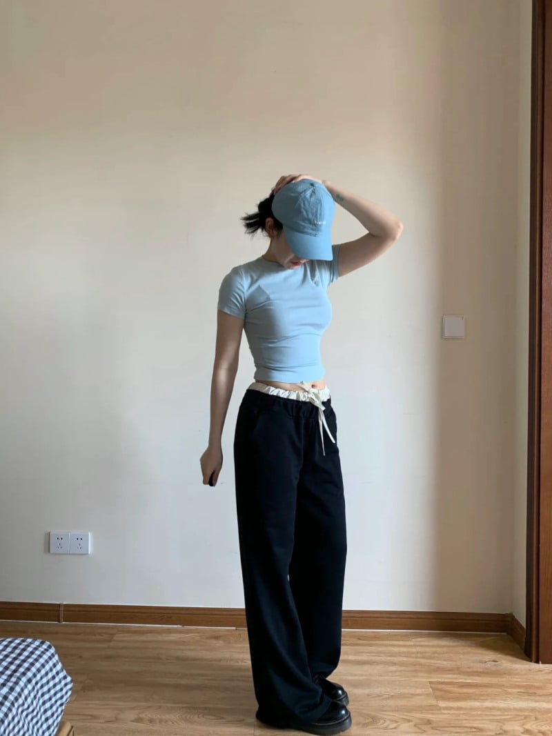 màu xanh dương mặc với màu gì