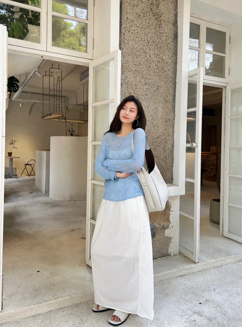 màu xanh dương mặc với màu gì